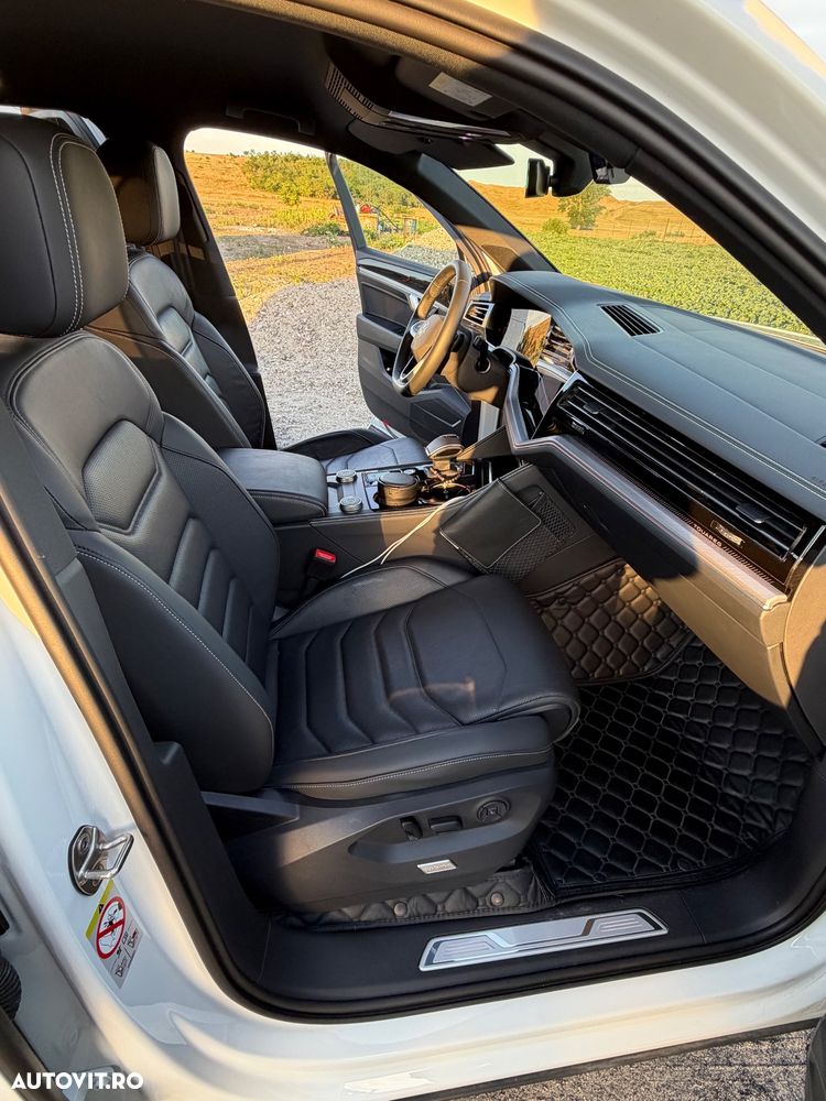 Volkswagen Touareg V6 TDI Elegance - 29