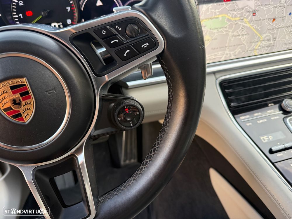 Porsche Panamera - 29