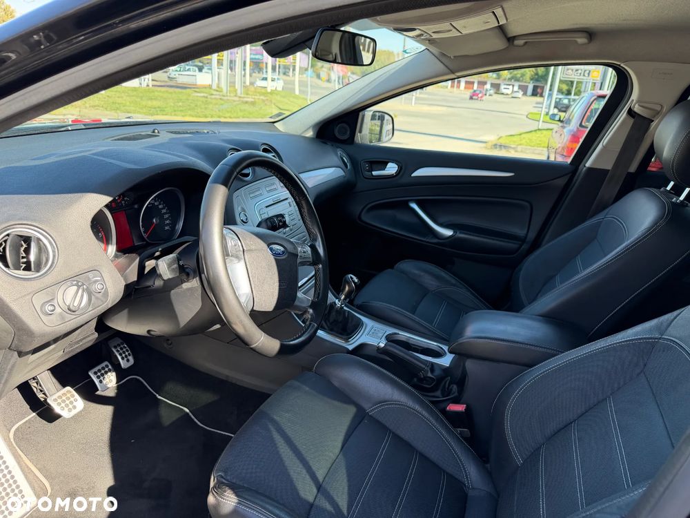 Ford Mondeo 2.0 TDCi Champions Edition - 26