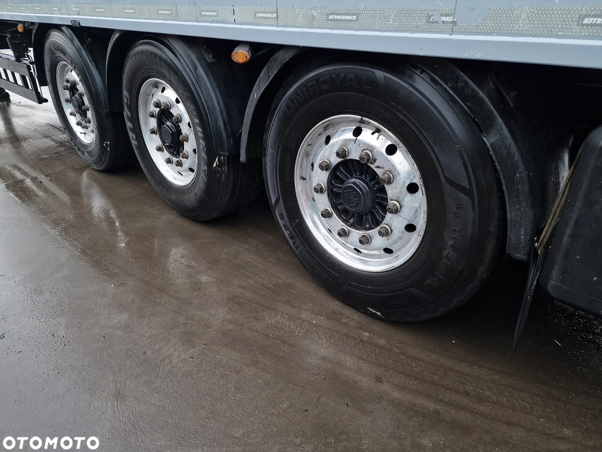 Schwarzmuller Ruchoma podłoga 92m3 2017 rok Podłoga 8 mm 7350 kg - 9