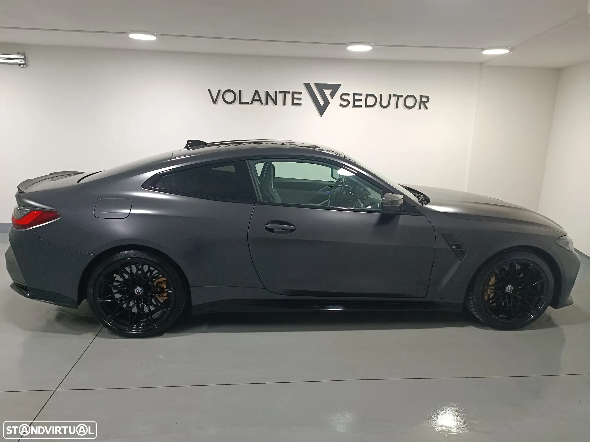 BMW M4 Competition - 4