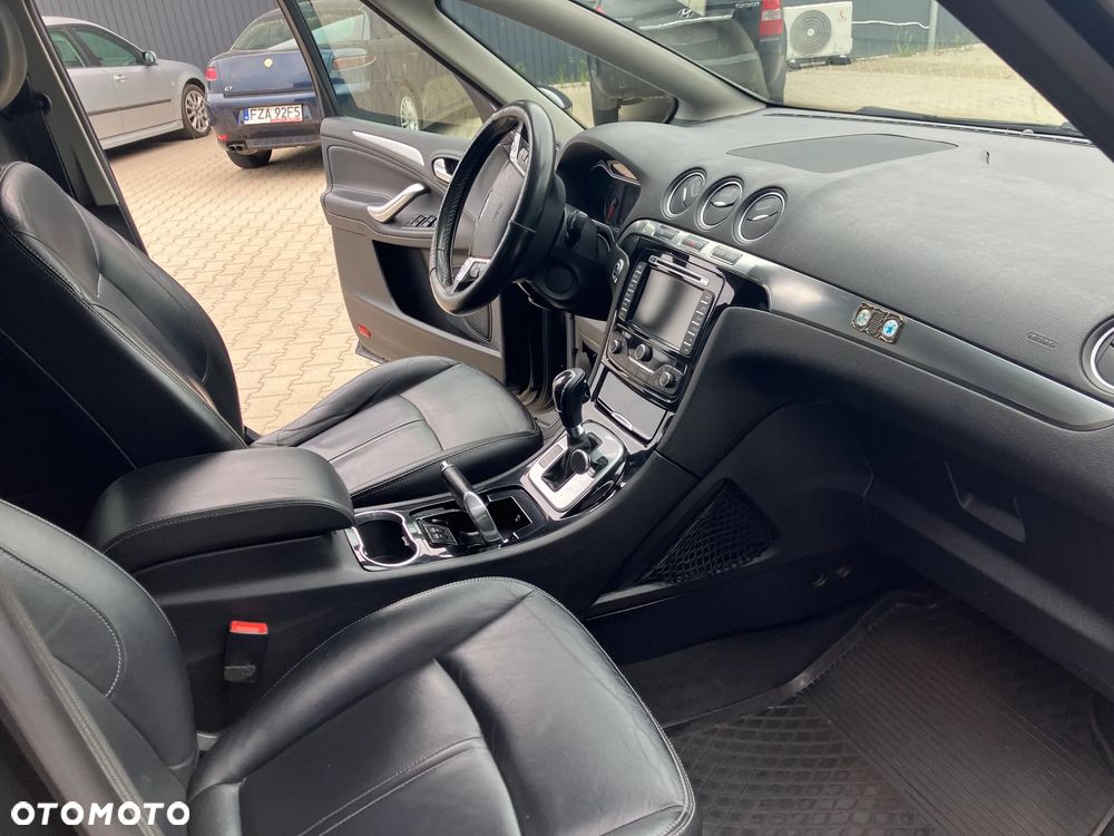Ford S-Max 2.0 TDCi DPF Titanium - 11