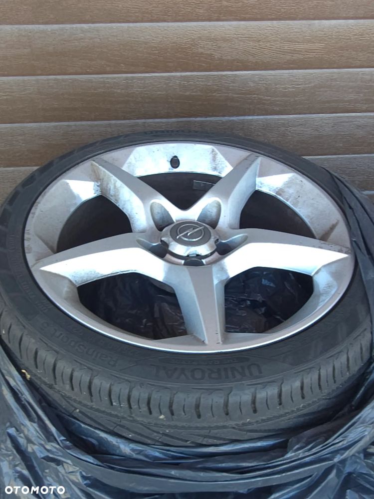 Opel Astra 1.6 T Sport - 32