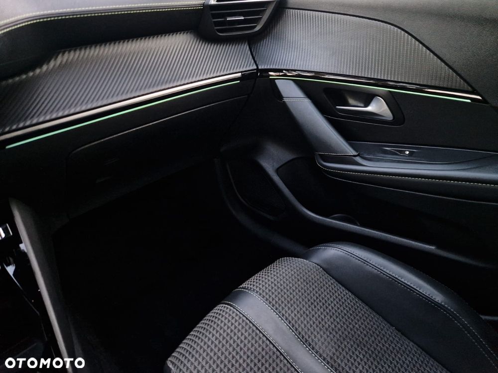 Peugeot 208 - 20