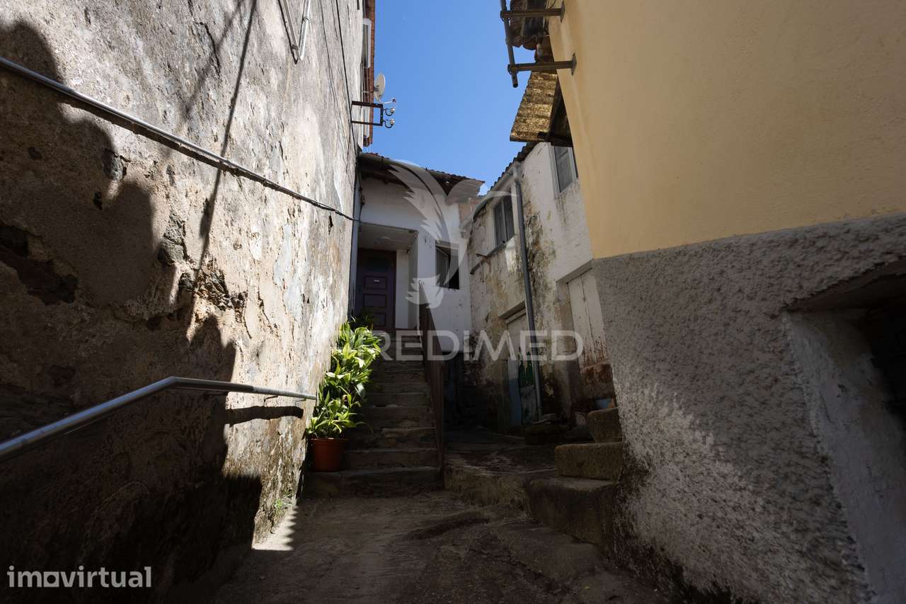 Conjunto Imobiliário Histórico no Douro Vinhateiro - Grande imagem: 3/40