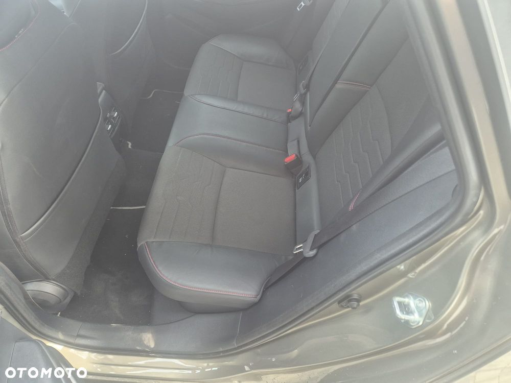 Toyota Corolla - 14
