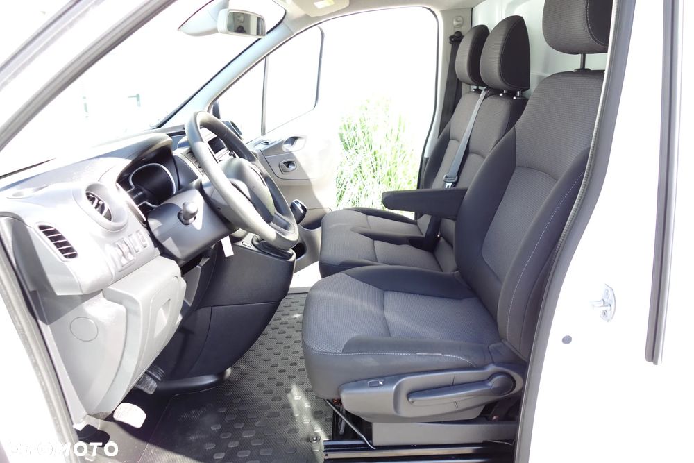 Renault Trafic  2.0 DCI 120 KM Long Klima Kamera Ledy - 21