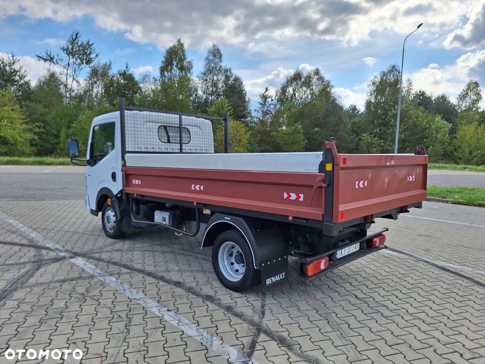 Renault MAXITY - 5