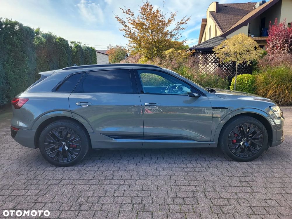 Audi Q8 e-tron 55 quattro S line - 5