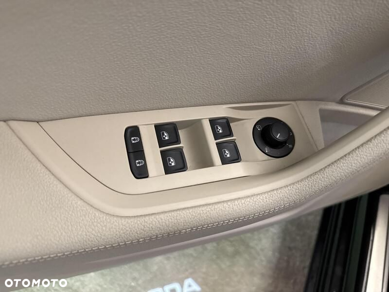 Skoda Superb - 12