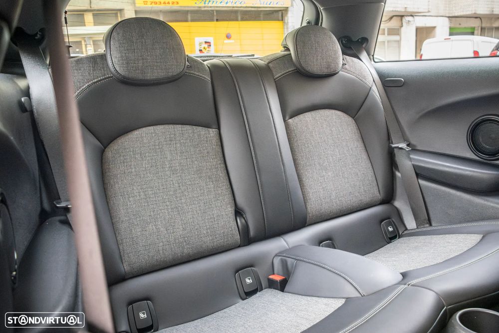 MINI 3 Portas Cooper SE - 30