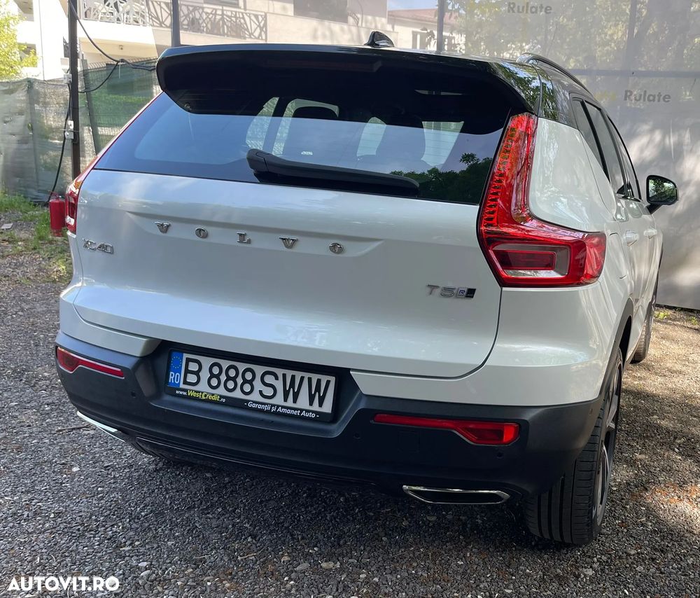 Volvo XC 40 T5 AWD R-Design - 6