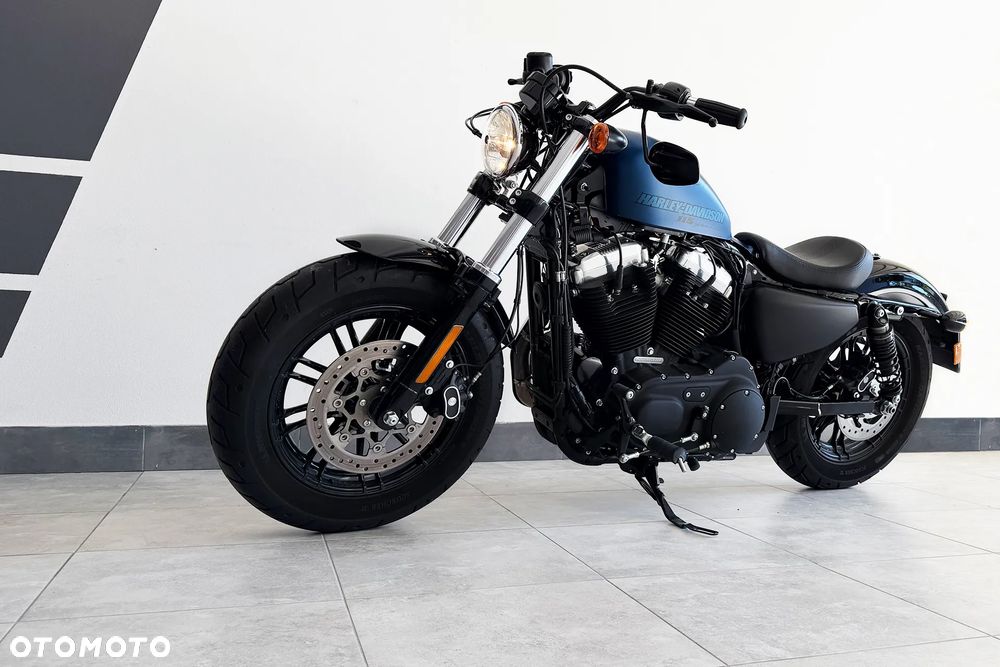 Harley-Davidson Sportster Forty-Eight - 2