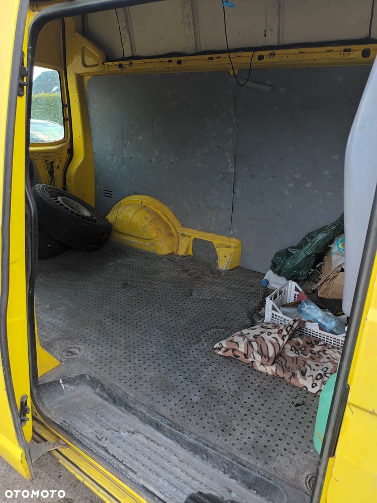 Volkswagen Transporter T5 - 7