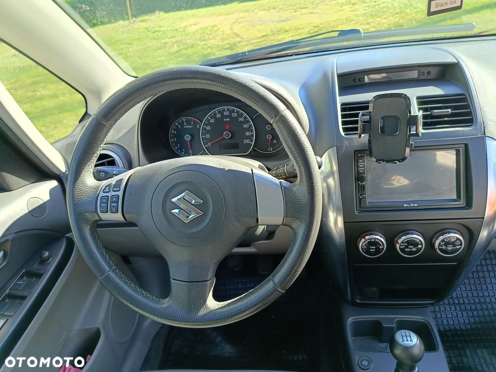 Suzuki SX4 1.6 GLX / Comfort - 13