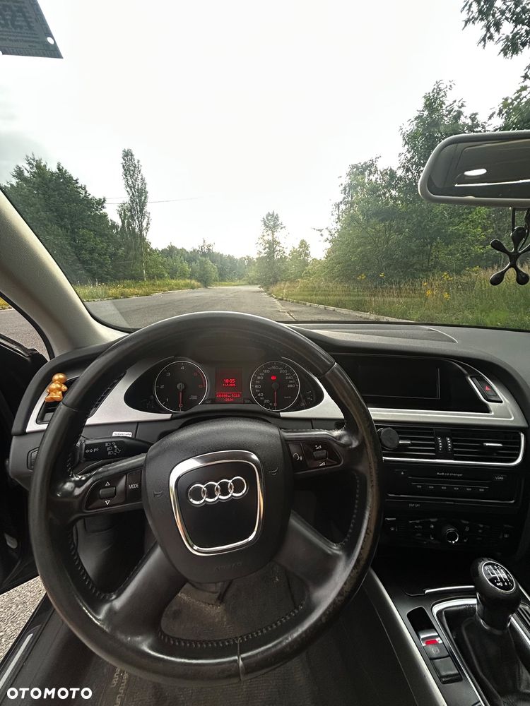 Audi A4 Avant 2.0 TDI Quattro - 40