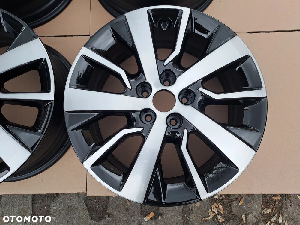 Oryg. Toyota Proace Expert Traveller 7j 17 et45 - 1