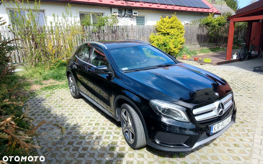 Mercedes-Benz GLA 250 4Matic 7G-DCT AMG Line - 8