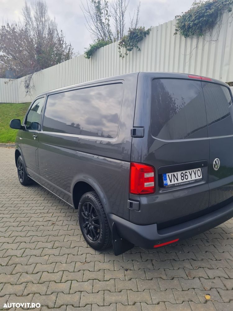 Volkswagen Transporter - 4