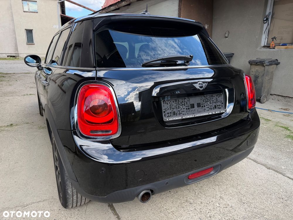 MINI Cooper Seven Chili - 23