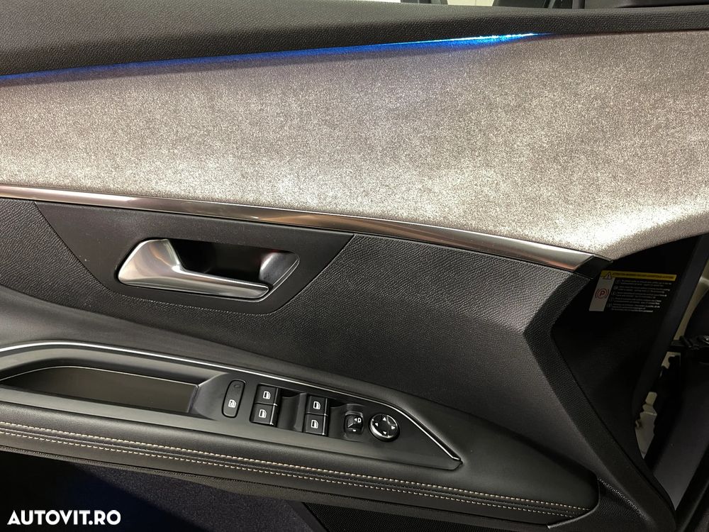 Peugeot 5008 1.5L BlueHDI EAT8 S&S GT - 28