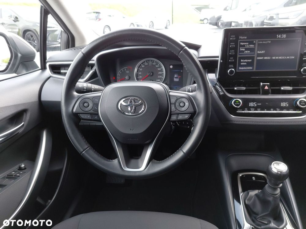 Toyota Corolla - 12