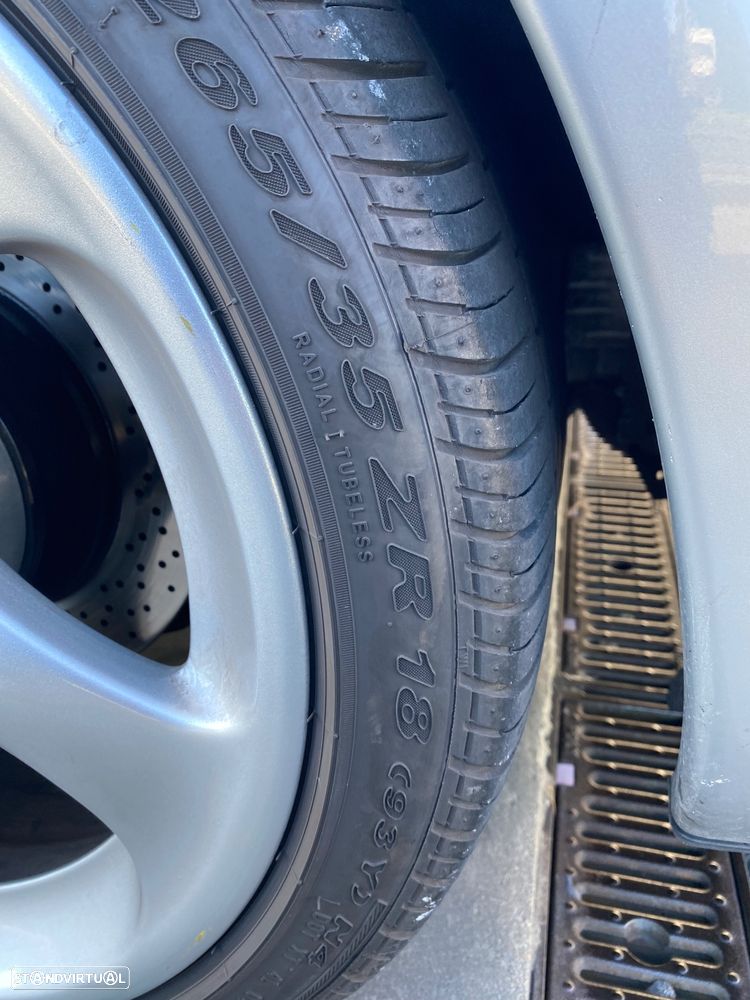 Porsche 911 Série F - 27