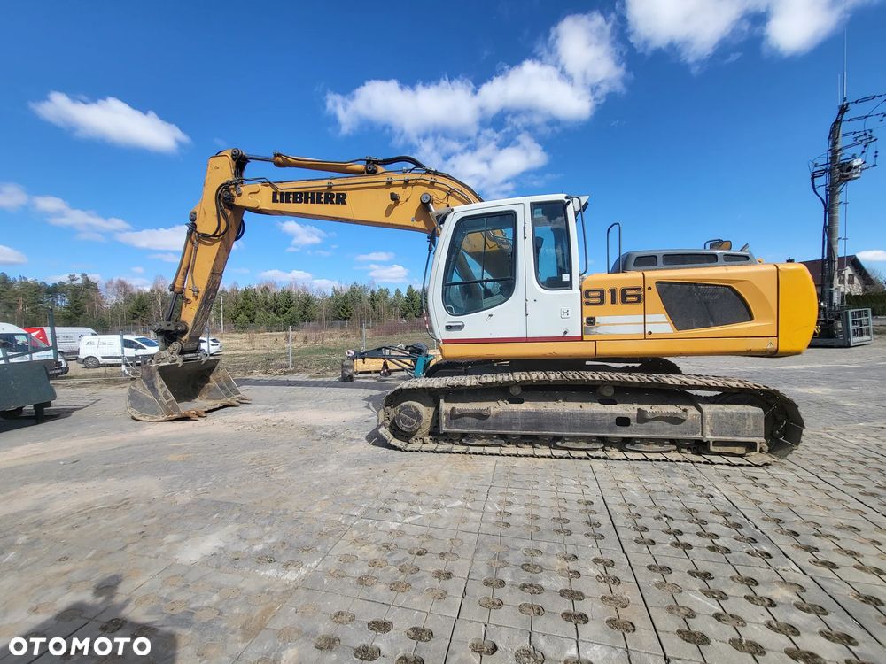 Liebherr R916 - 5