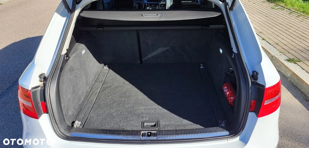 Audi A4 Avant - 13
