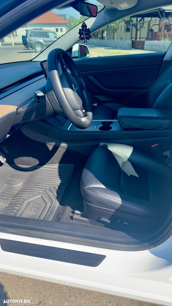 Tesla Model 3 Langstreckenbatterie Allradantrieb Dual Motor - 11