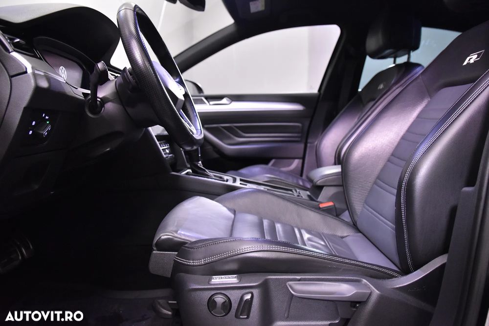 Volkswagen Passat - 25