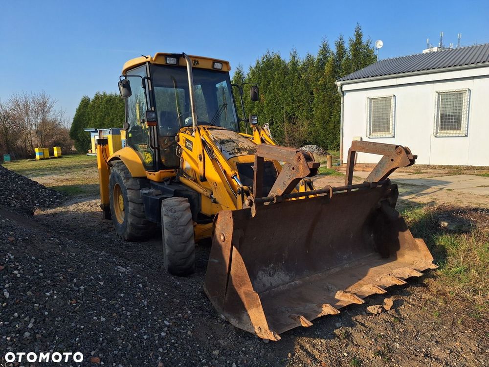 JCB 3Cx 4X4 - 3