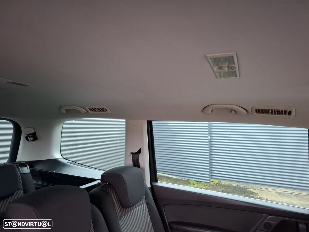 VW Sharan 2.0 TDI Confortline - 36