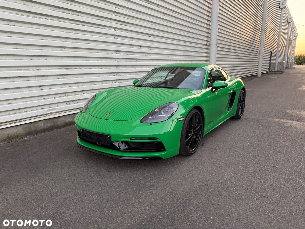 Porsche 718 Cayman - 2
