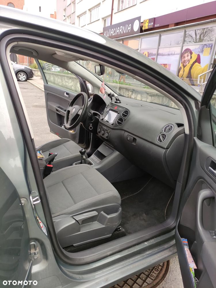 Volkswagen Golf Plus 1.6 FSI Comfortline - 11