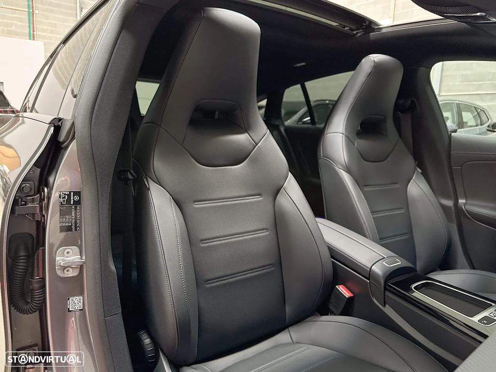 Mercedes-Benz CLA 250 e Shooting Brake Progressive - 12
