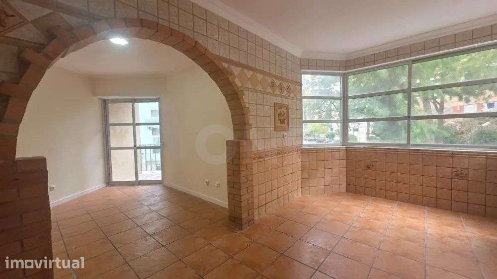Apartamento T2 Transformado em T3 - Grande imagem: 4/23