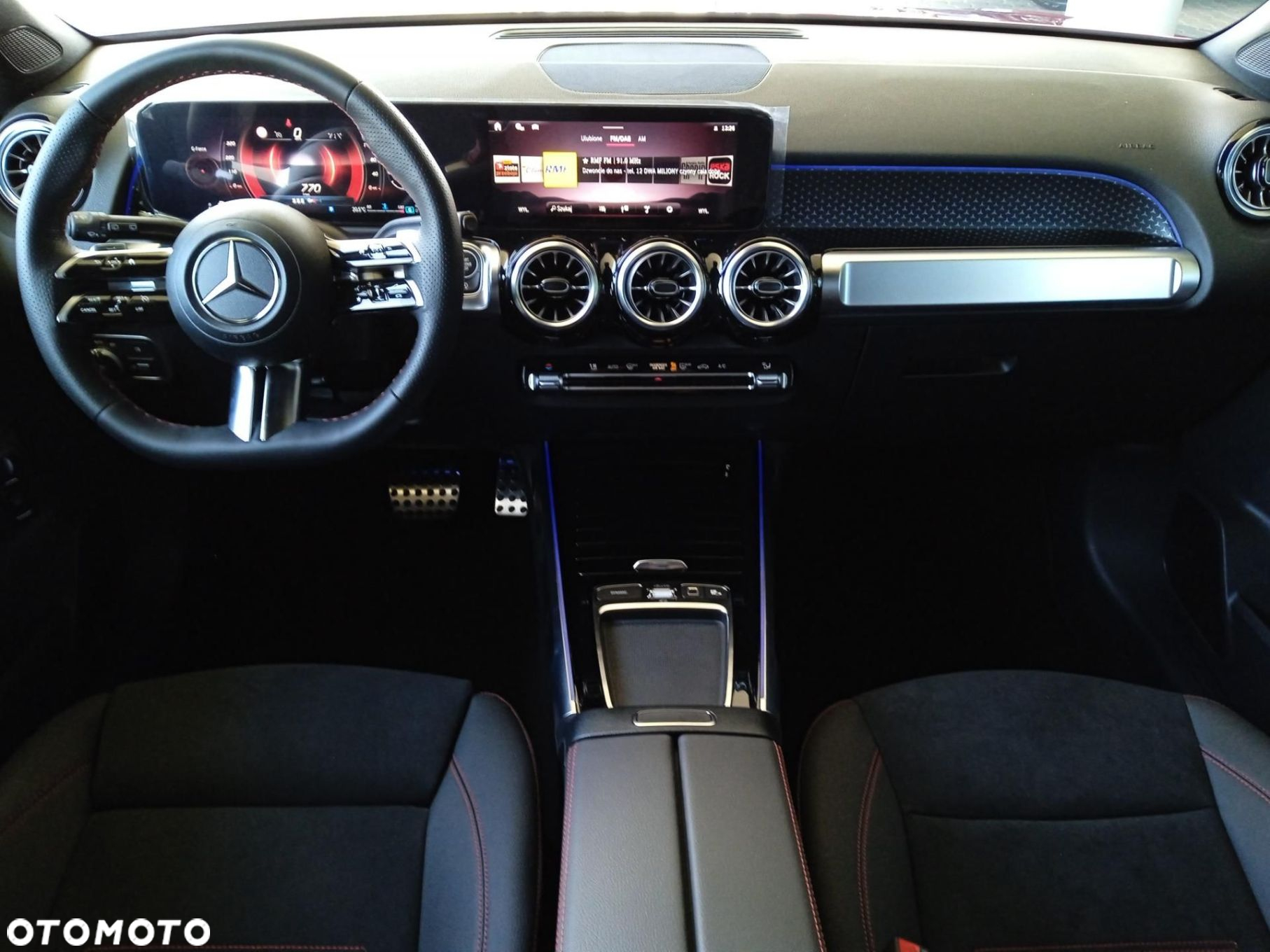 Mercedes-Benz GLB - 7