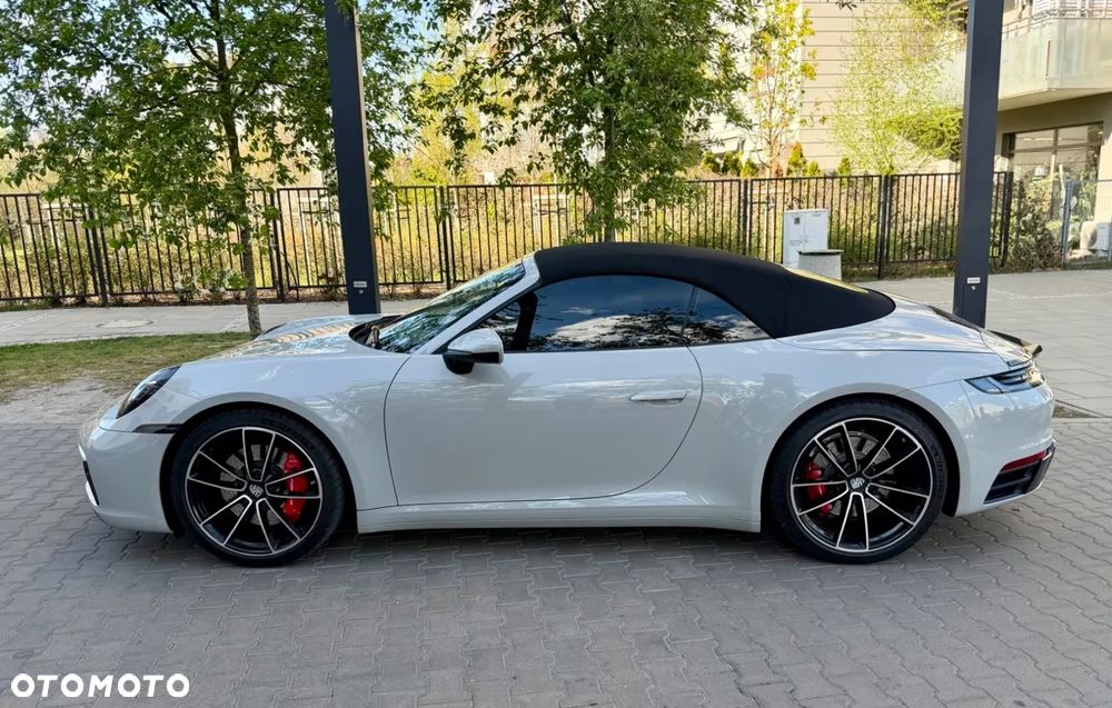 Porsche 911 Carrera 4S - 21