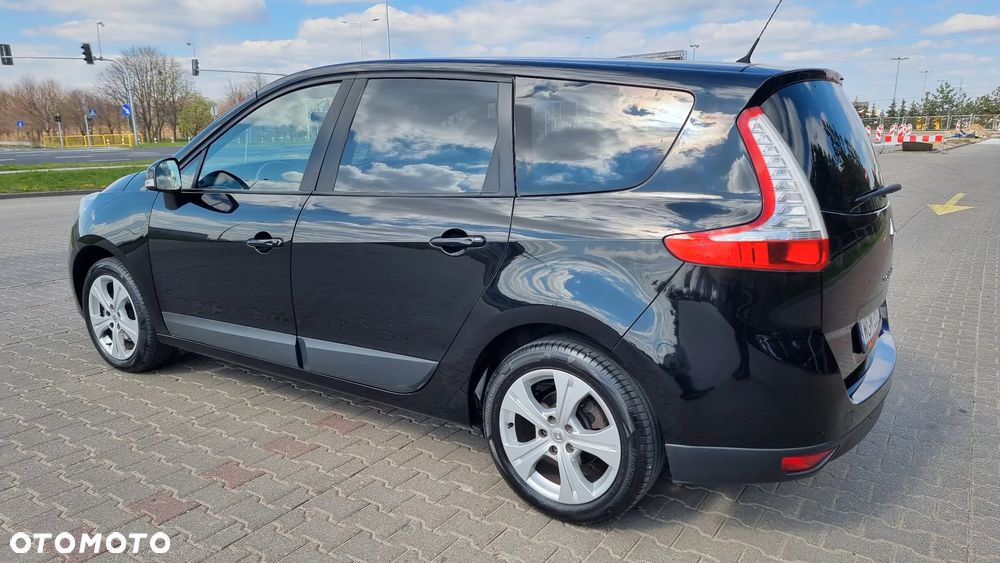 Renault Grand Scenic - 6