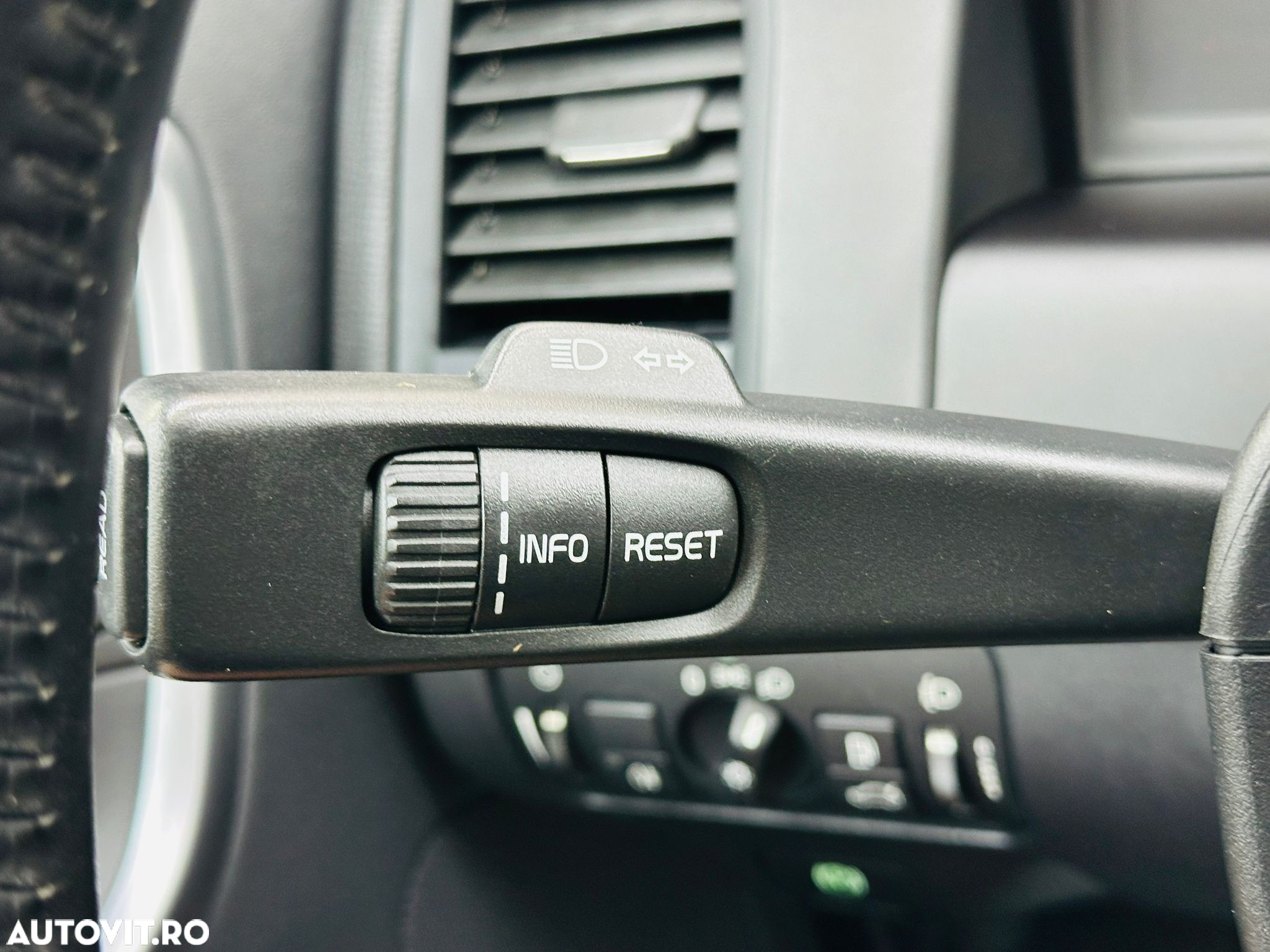 Volvo XC 60 - 35