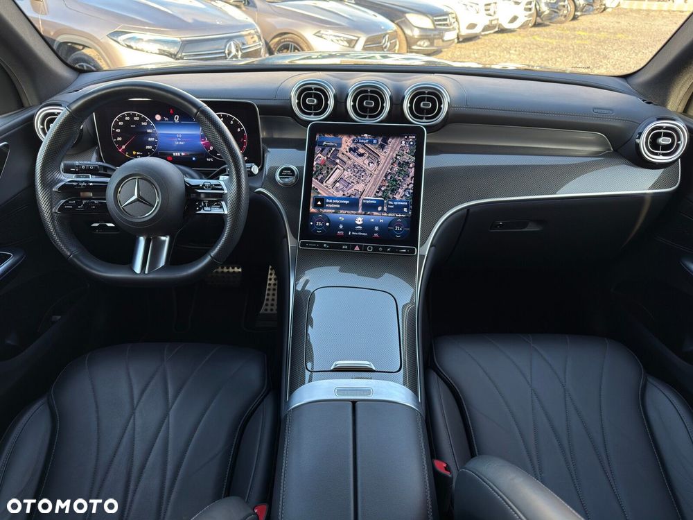 Mercedes-Benz GLC - 13