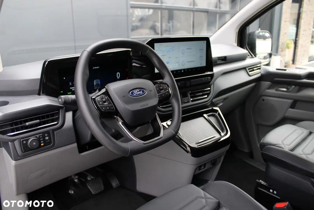 Ford Tourneo Custom 2.5 PHEV CVT 340 L2 Titanium X - 13