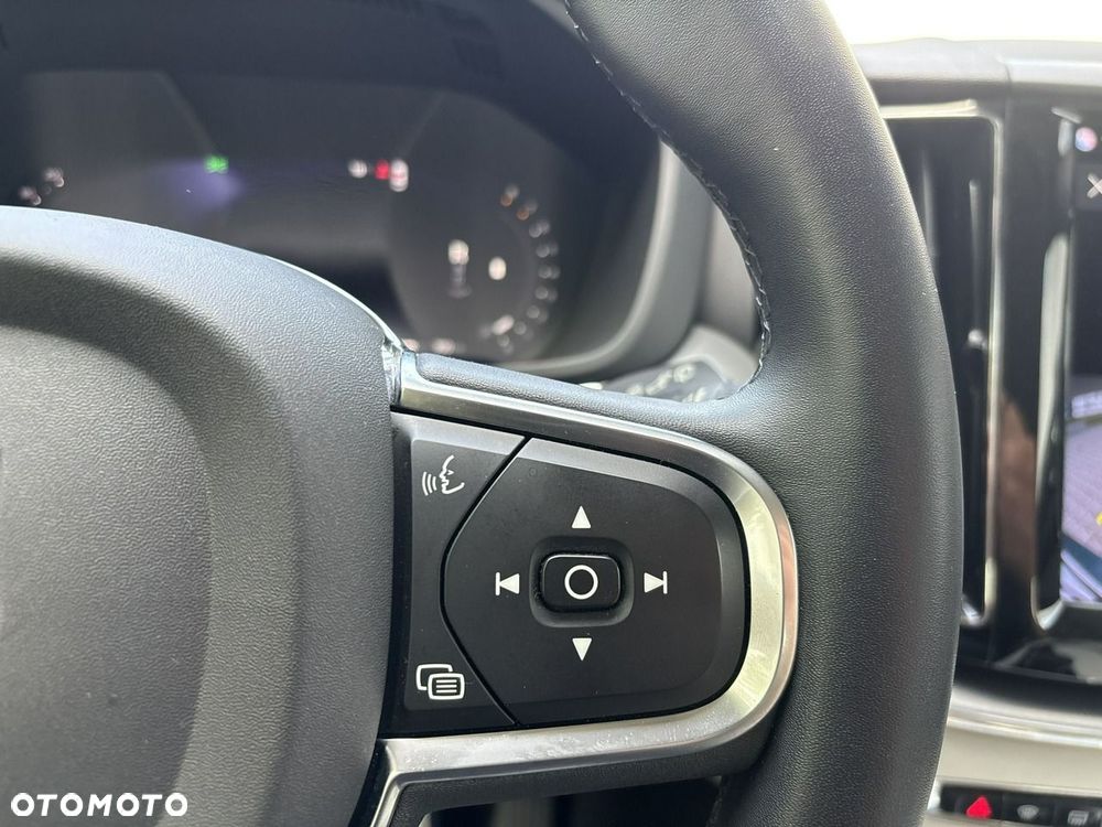 Volvo XC 60 B4 B Core - 27
