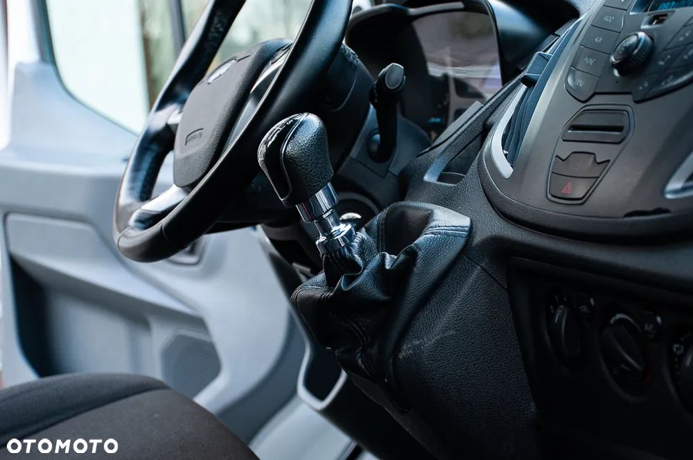 Ford Transit - 23