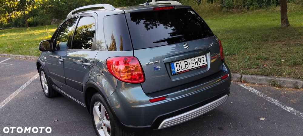 Suzuki SX4 1.6 VVT 4x2 Comfort Dance - 3