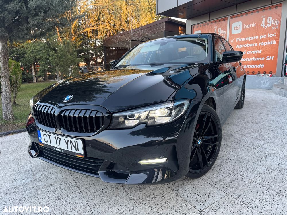 BMW Seria 3 320i Aut. Luxury Line - 2