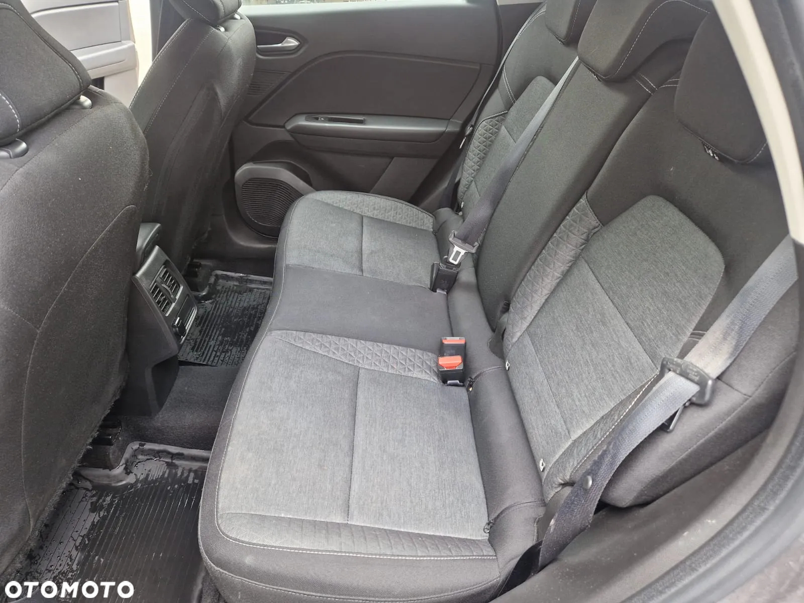 Renault Captur 1.0 TCe Intens - 11