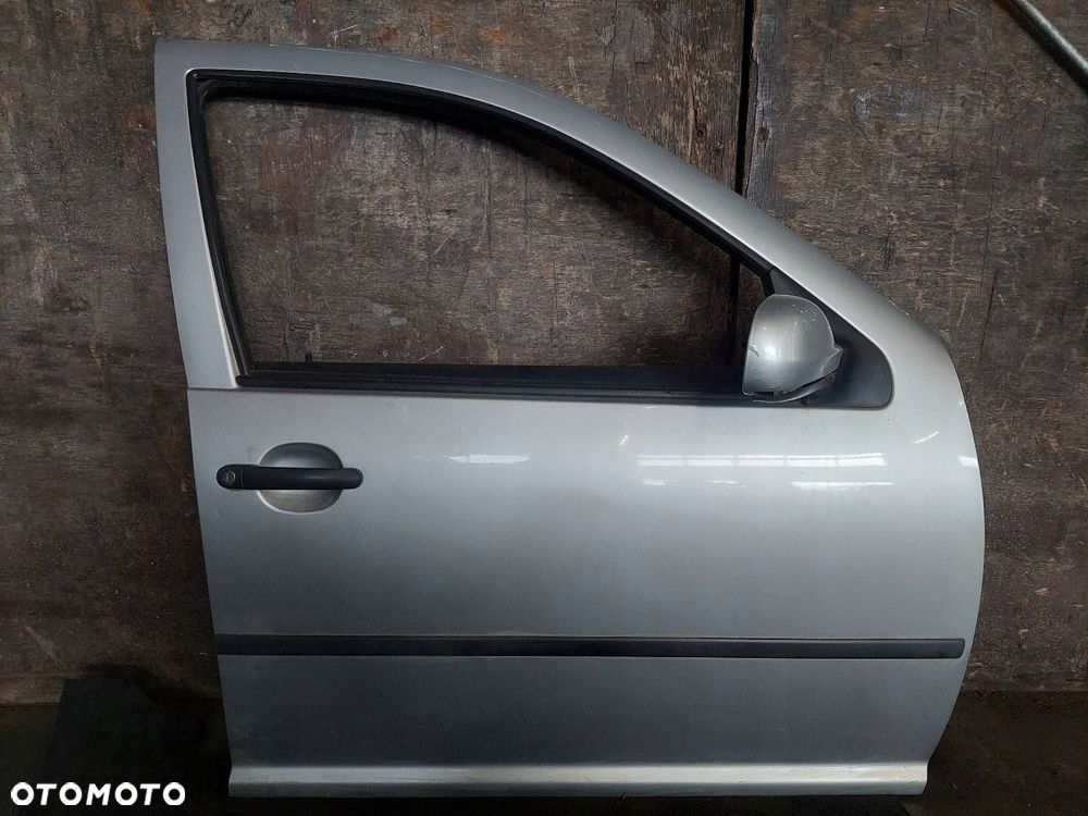 DRZWI KOMPLETNE PRAWY PRZÓD VOLKSWAGEN GOLF IV LA7W KOMBI - 1