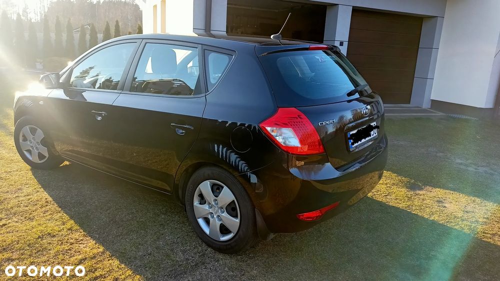 Kia Ceed 1.4 Comfort - 4